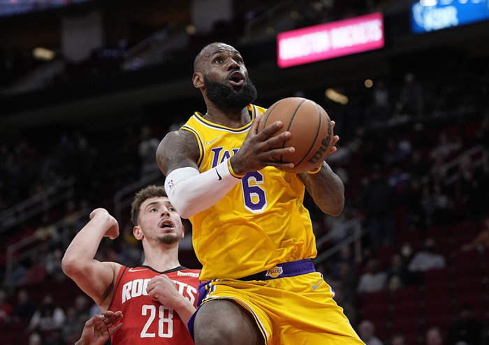 南宫28-Scout新星挺进下一轮表现惊艳，湖人未来可期！的简单介绍