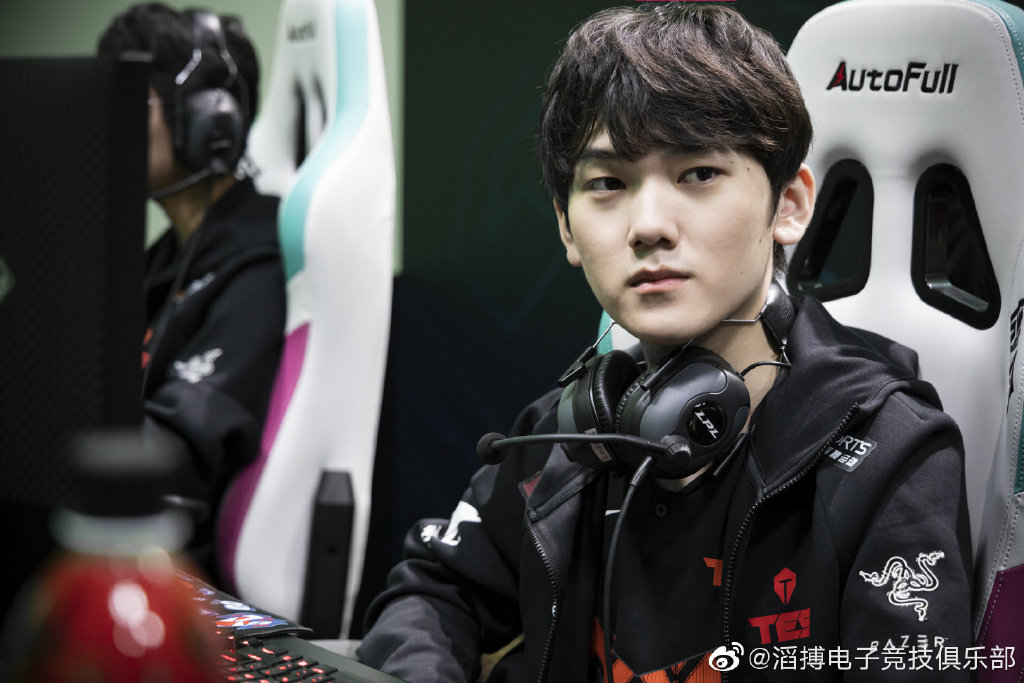 南宫28-Uzi赛事官方发布关键助攻新规，巴塞罗那争议不断！的简单介绍